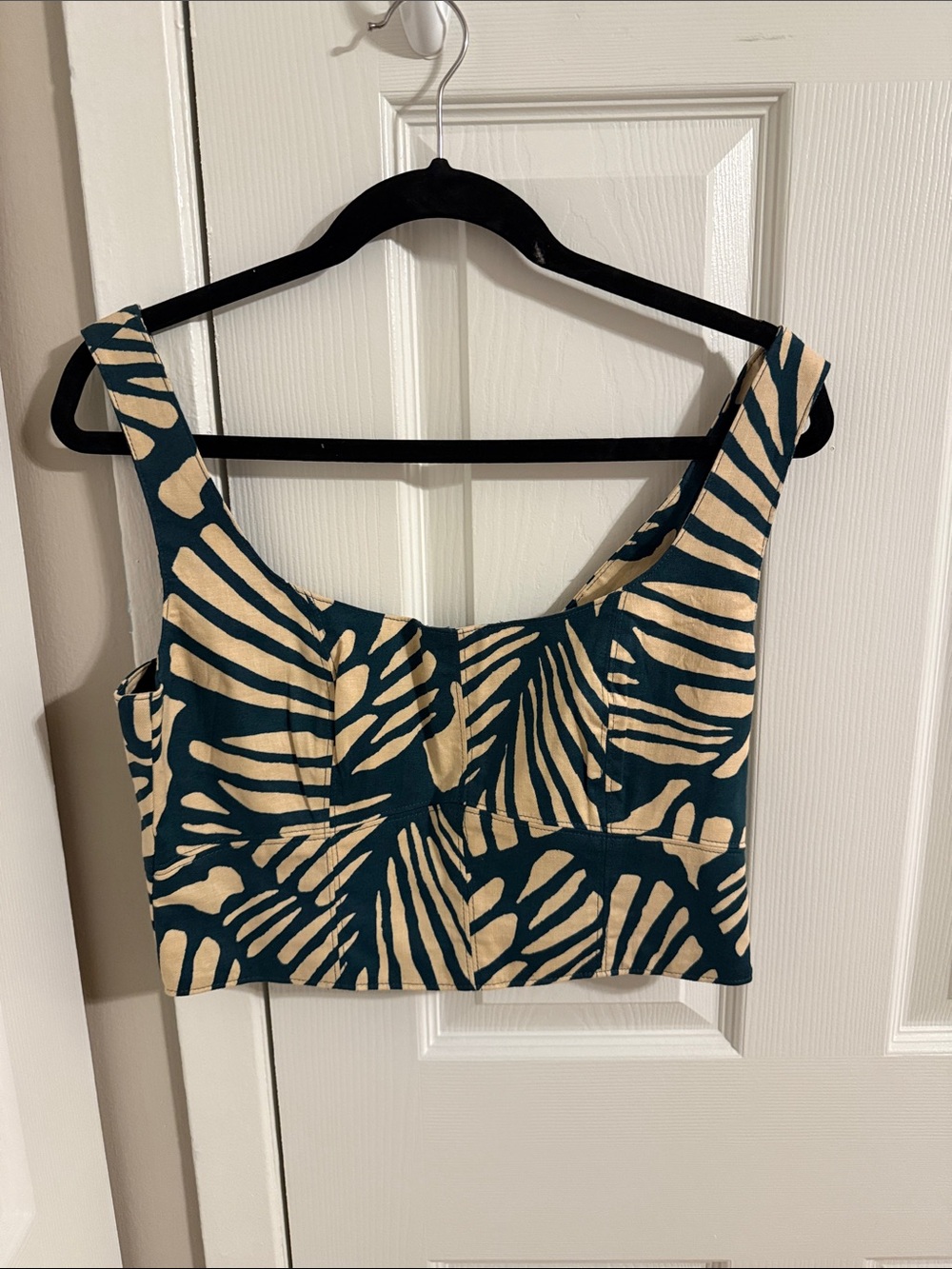 Banana Republic Teal and Cream Tropical-Print Cropped Tank